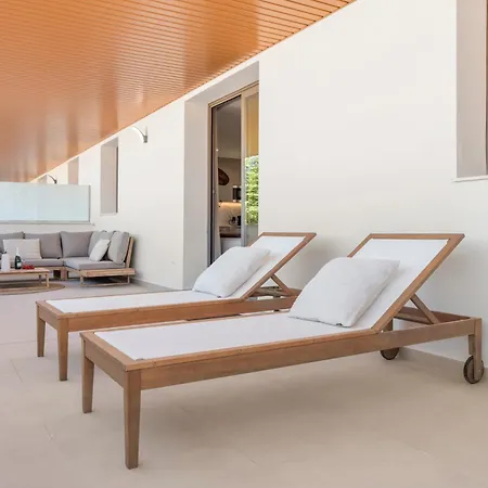 Mountain Terrace Escape *